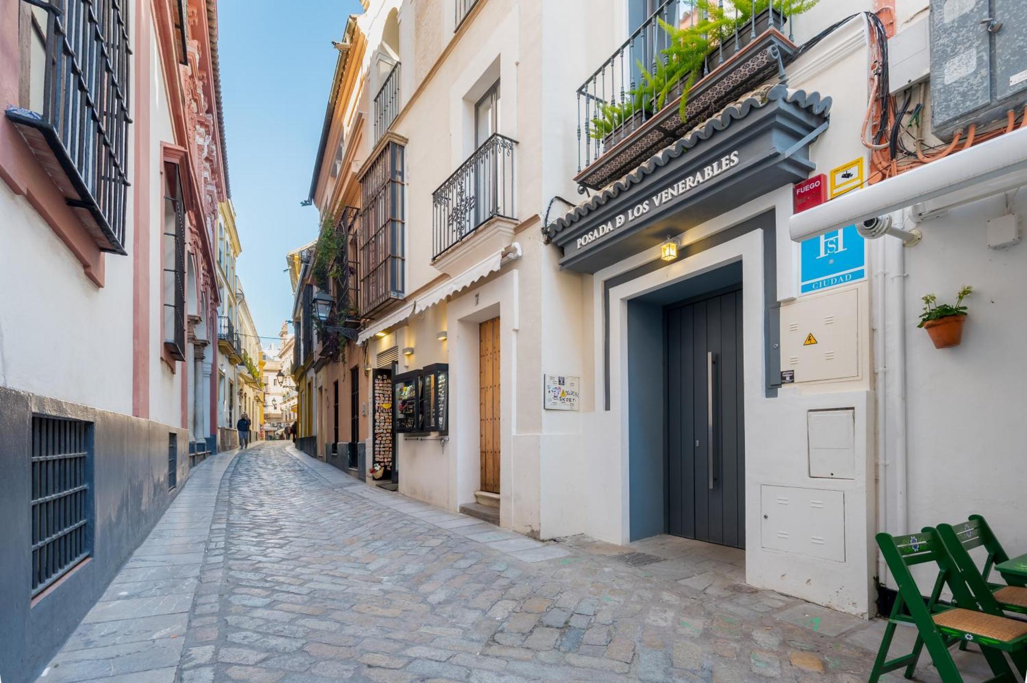 Posada De Los Venerables Sevilla Eksteriør billede