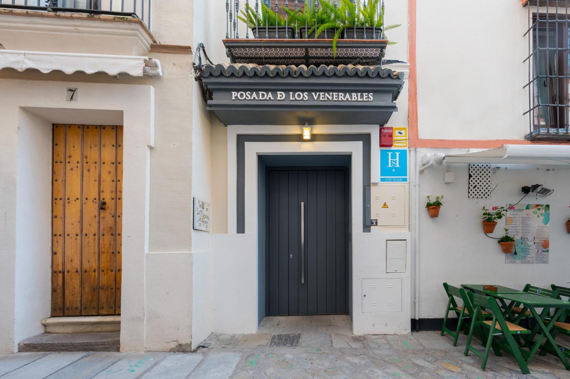 Posada De Los Venerables Sevilla Eksteriør billede